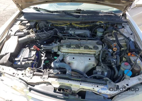 1995 Honda Accord Ex z USA, uszkodzony, nr VIN 1HGCD7265SA000098